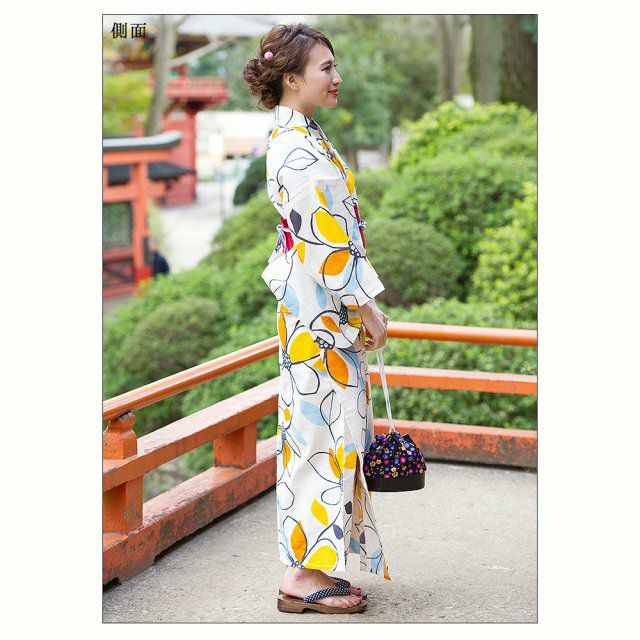 ぼかし水彩の小桜流れ | Dita（ディータ）オフィシャルストア