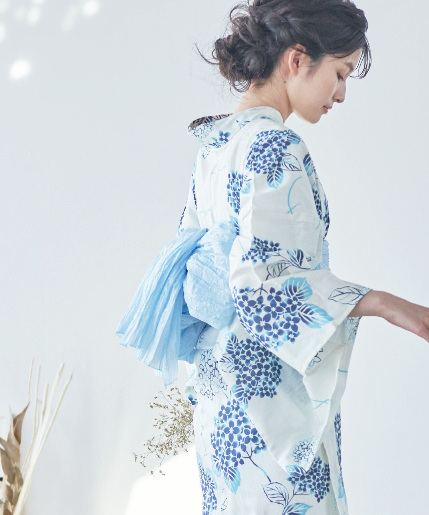 生成り色地に紫陽花 | Dita（ディータ）オフィシャルストア