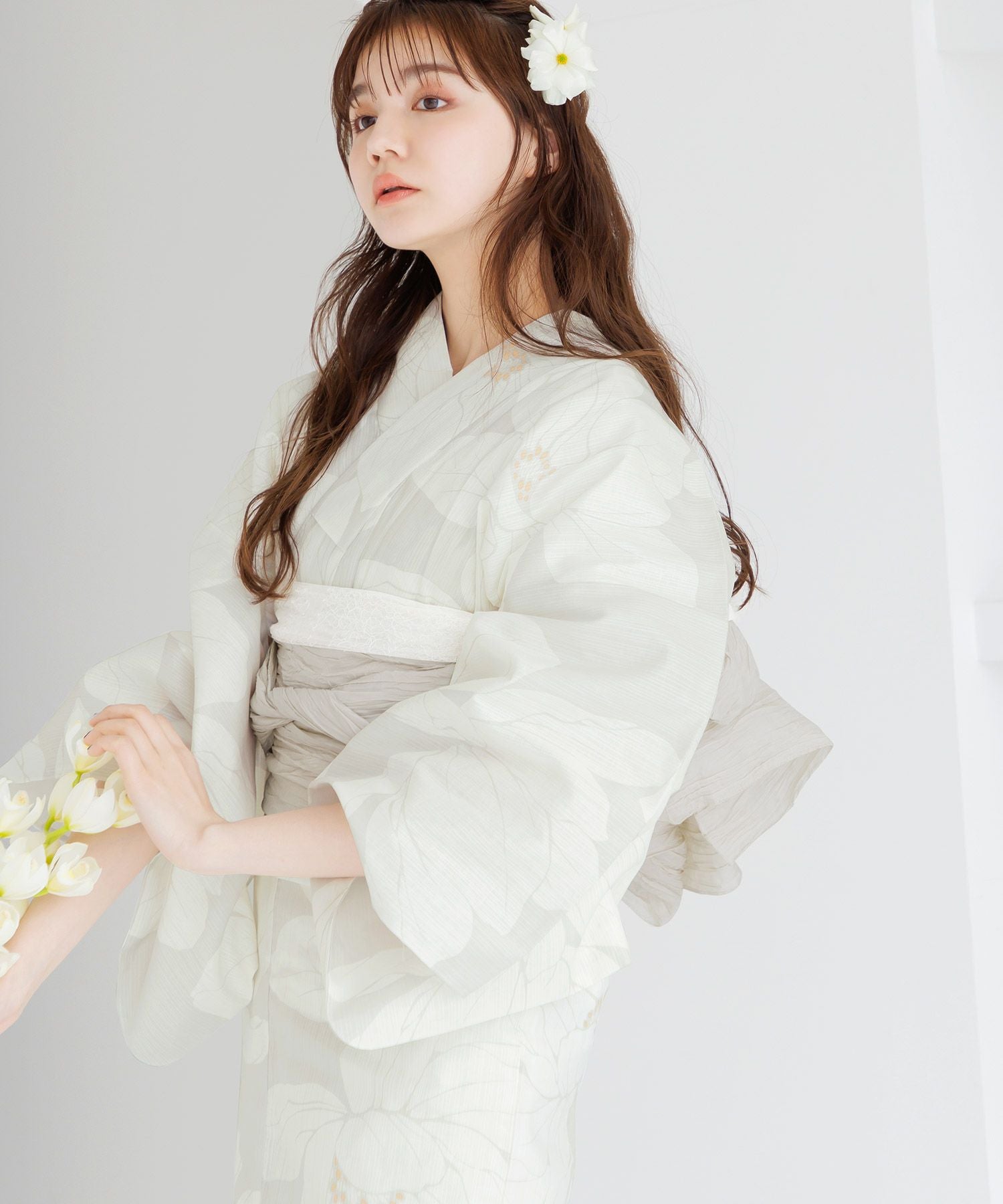 ECRU Lily | Dita（ディータ）オフィシャルストア