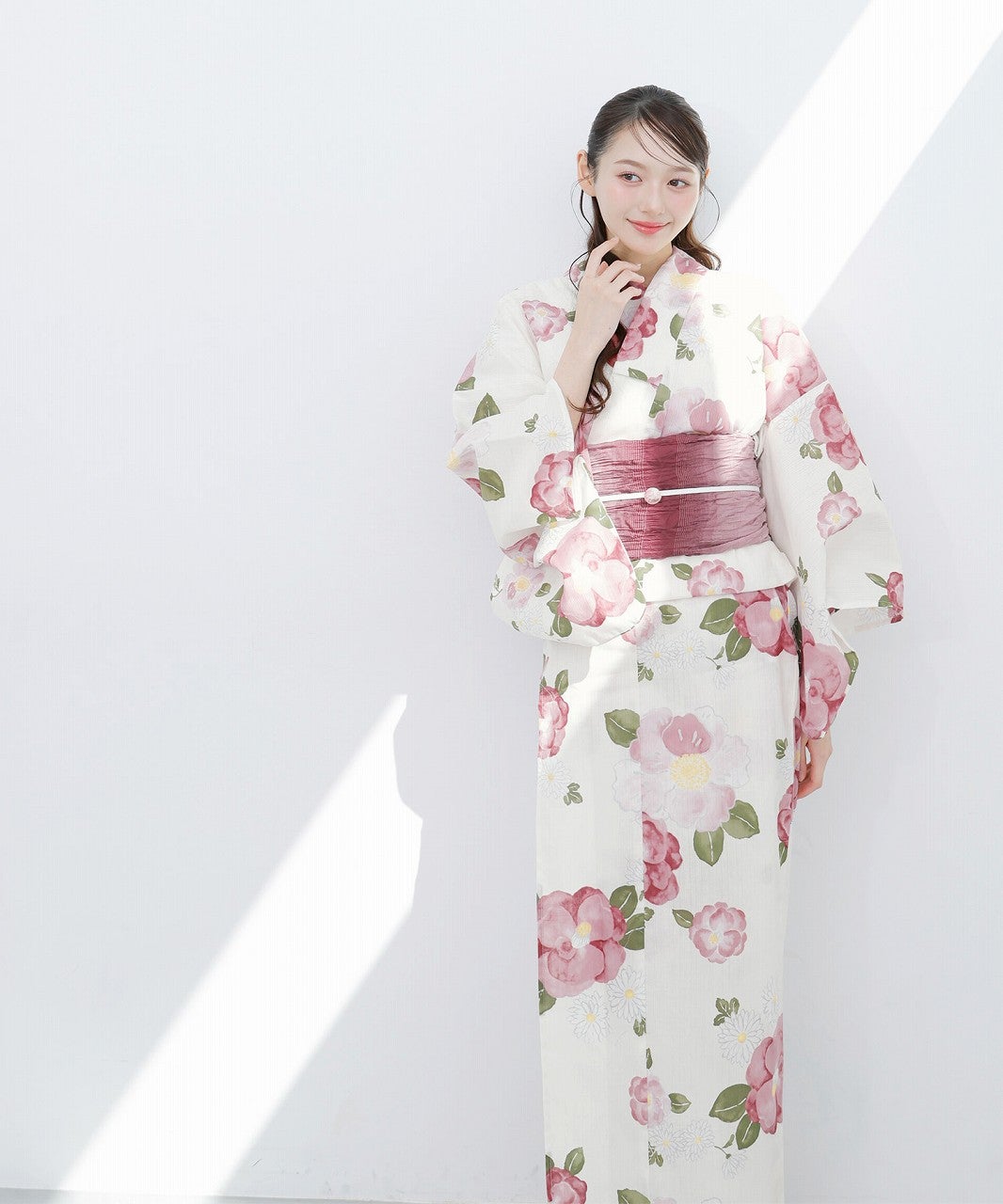 先行予約/6月上旬より順次発送予定】京藤色の丸椿(紅) | Dita