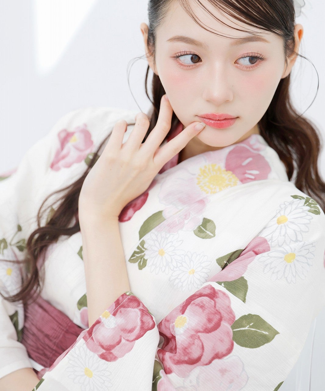 先行予約/6月上旬より順次発送予定】京藤色の丸椿(紅) | Dita