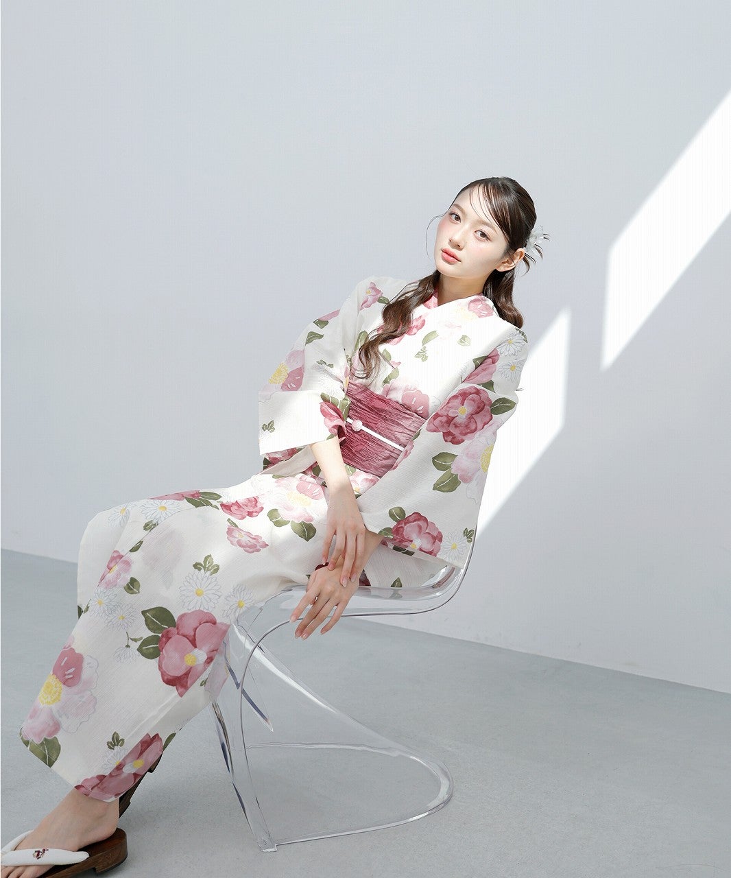 先行予約/6月上旬より順次発送予定】京藤色の丸椿(紅) | Dita